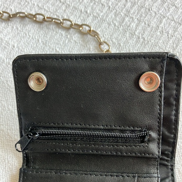 ☠️ Black Trifold Wallet with Skull and Cross ☠️ - Picture 7 of 13